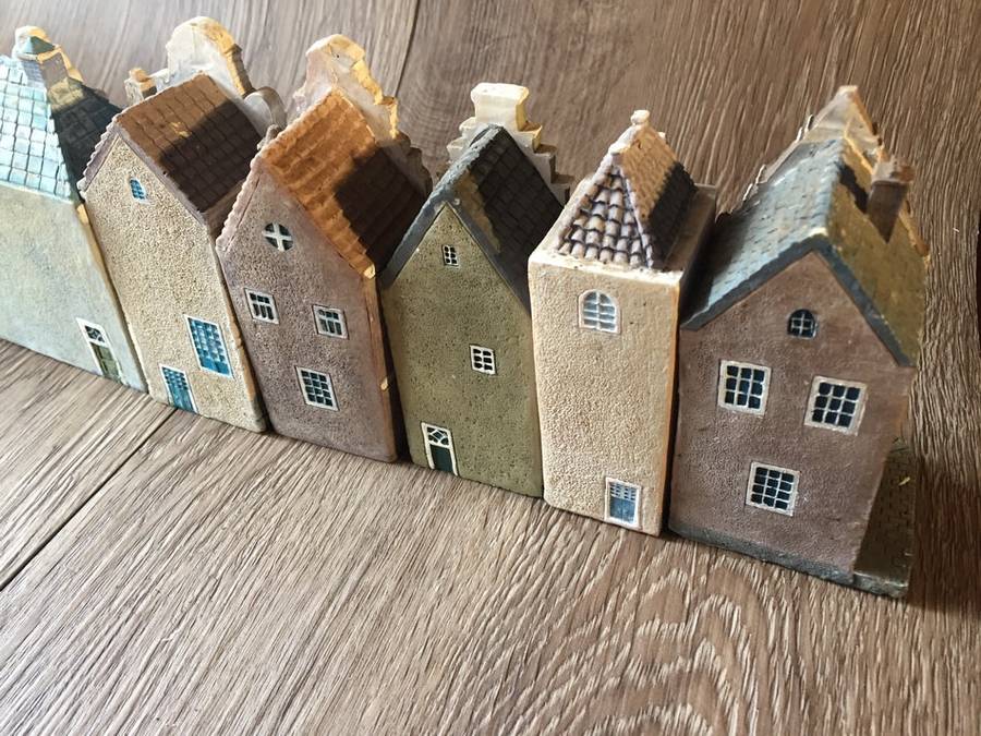 Vintage Miniture Dutch Houses, Cast Resin (Bid for all)