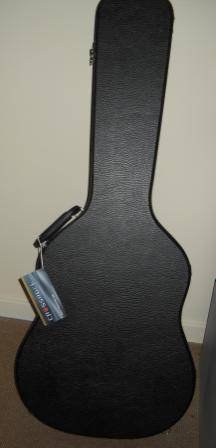 CASE FOR ACOUSTIC GUITAR: Full size Dreadnought design - Brand New!