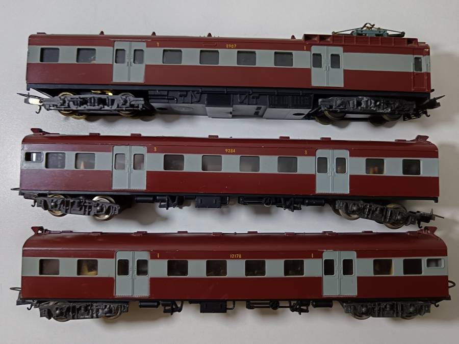 LIMA SAR Suburban Train Set