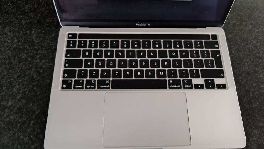 MacBook Pro M2