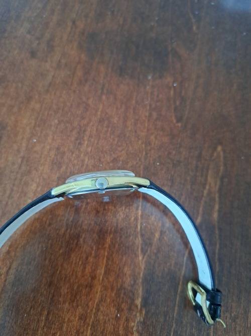 Broken Omega Watch(Spares or Repair)