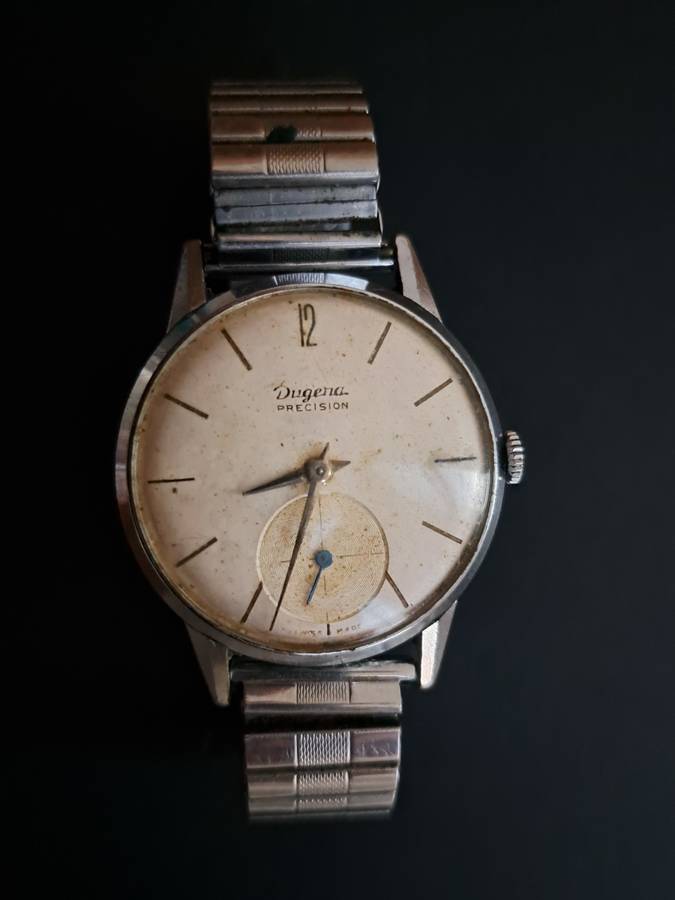 Broken Dugena Watch(Sold for spares or repairs)