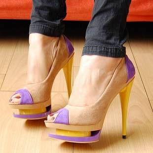 GORGEOUS colour block heel!!!