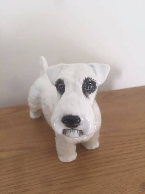 BESWICK-COLLECTABLE SEALYHAM TERRIER !!!!!!