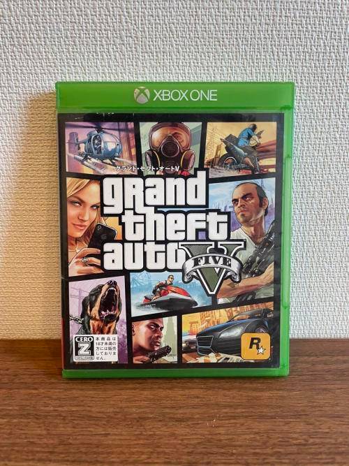 xbox one x 1TB 4K Console ~ series plus games