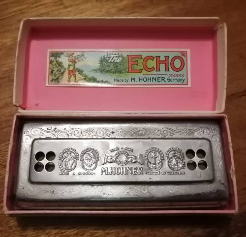 Harmonica The Echo