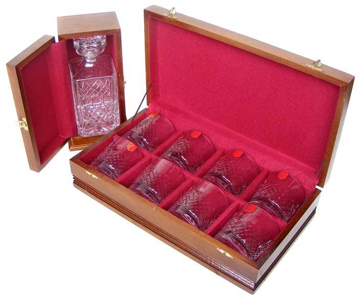 Devon Hand Cut Lead Crystal 8 Glass and Decanter Set In Cases