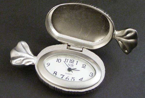 Collectable Altav Miniature Desk Clock - Wrapped Sweet - Full metal - In tin
