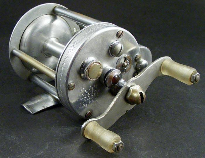 Antique 1940's Pflueger Nobby Auto Wind Fishing Reel - Made in USA