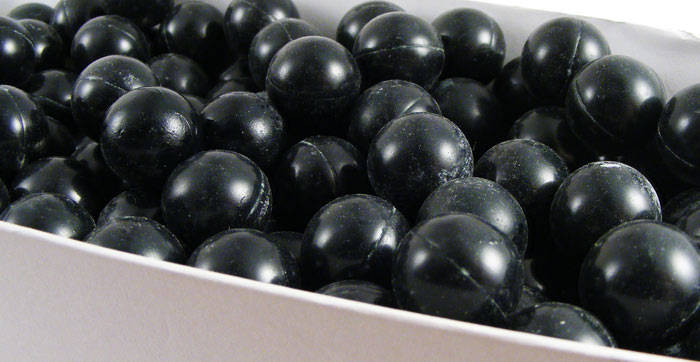 Lot of 250 .68 Cal Paintballs - Black shell - unknown fill colour