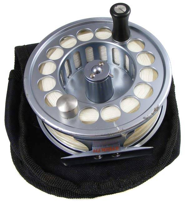 Stealth Bluewater 9/10 Saltwater Flyfishing reel - Filled with leader and braid - good condition