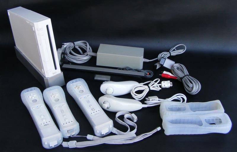 Nintendo Wii console complete with all controls and extras - Good working condition