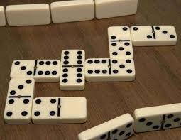 1 ON NAUCTIONS !!! Double Six Dominoes