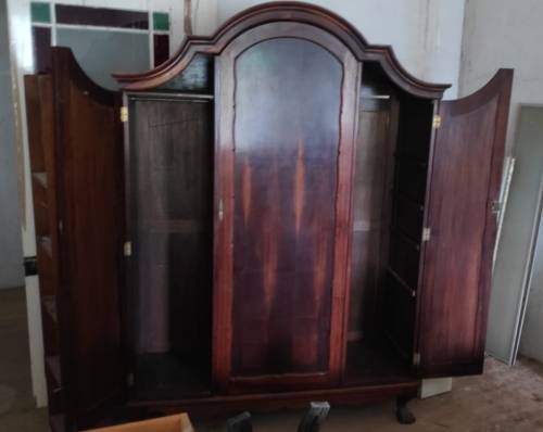 Armoire