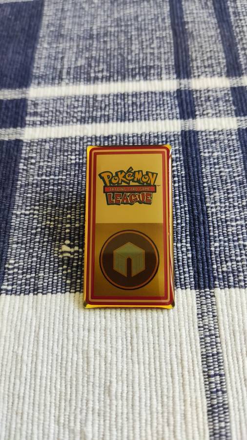 Pokemon trading card league lapel pin Zephyr gym badge