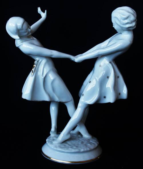*LORENZ HUTSCHENREUTHER*RARE GERMAN PORCELAIN FIGURINE SIGNED C.WERDER , CIRCA 1955 , VALUE R4850.00