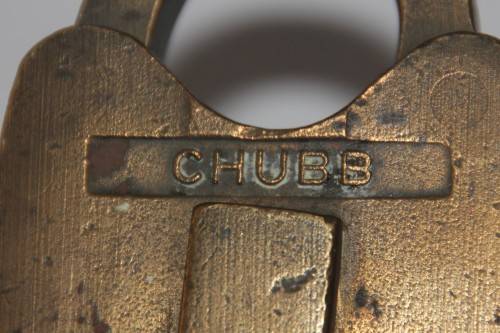 *SAR / SAS* WOW !SCARCE LOT OF TWO SOLID BRASS SOUTH AFRICAN RAILWAYS CHUBB LOCKS