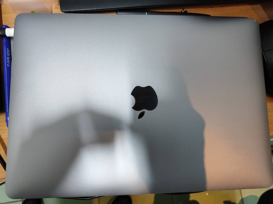 MacBook Pro 2017 - 13 inch - Core i5 - 8GB RAM - 256GB SSD