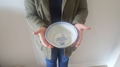 VERY LARGE Zhongguo (China) Jingdezhen Blue and White Chinese Porcelain BOWL