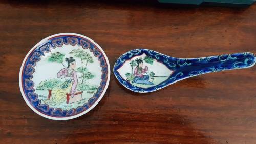 VINTAGE CHINESE HANDPAINTED SOUP BOWL AND SPOON