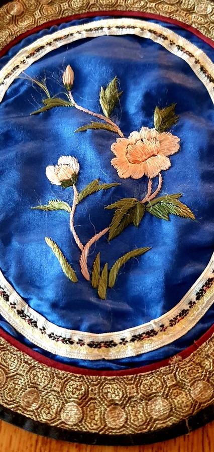 Chinese Handmade Embroidered Silk Mat Panel