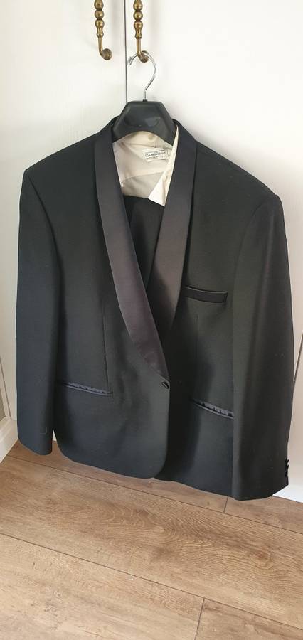 Petrocelli Smart/Evening mens Black suite (Full suite)