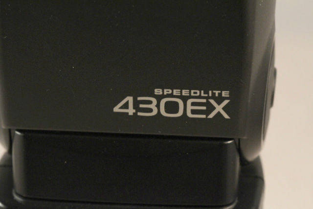 Canon Speedlite 430EX Flash for Canon EOS DIGITAL SLR Cameras *** BARGAIN ** Fits all CANON DSLRs