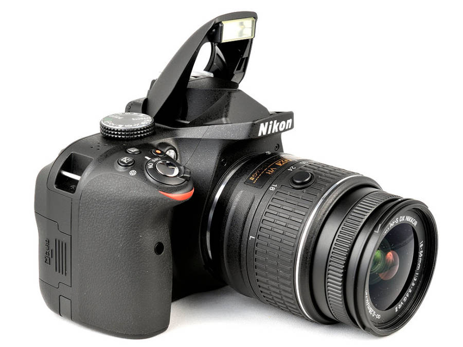 Nikon D3300 24.2 MP DSLR + 18-55 DX LENS KIT @@ R1 NO RESERVES @@