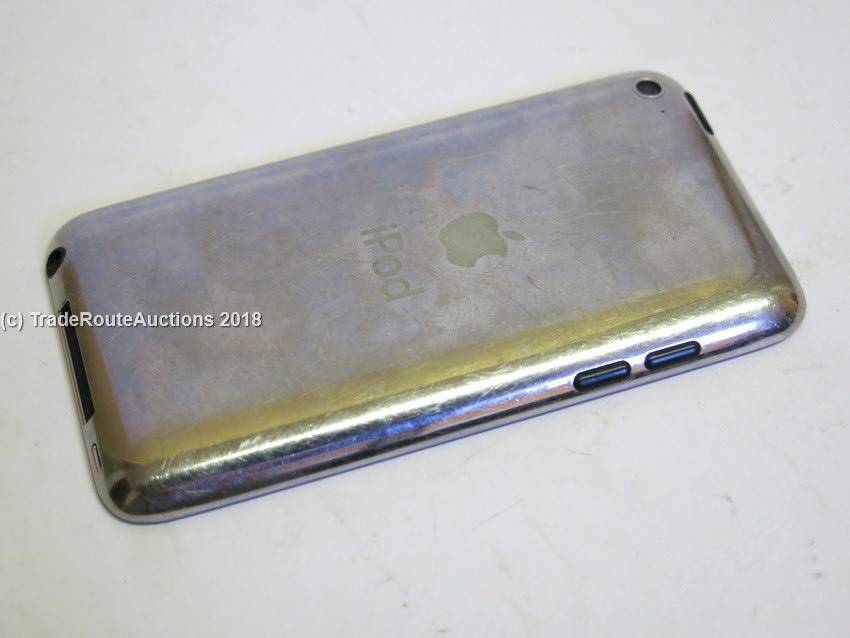 Apple iPod Touch 4th Generation Black | 8GB Retina Display | MC540LL/A | A1367