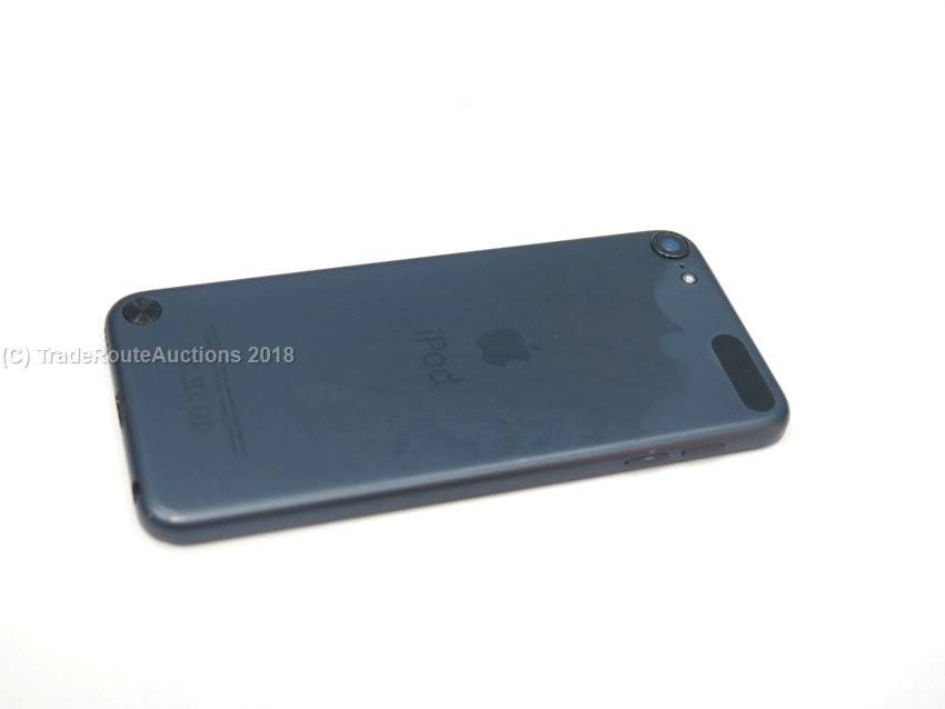 Apple iPod Touch | SPACE GREY | 64GB | 5th Generation | A1421 | MD724BT/A | RETINA DISPLAY