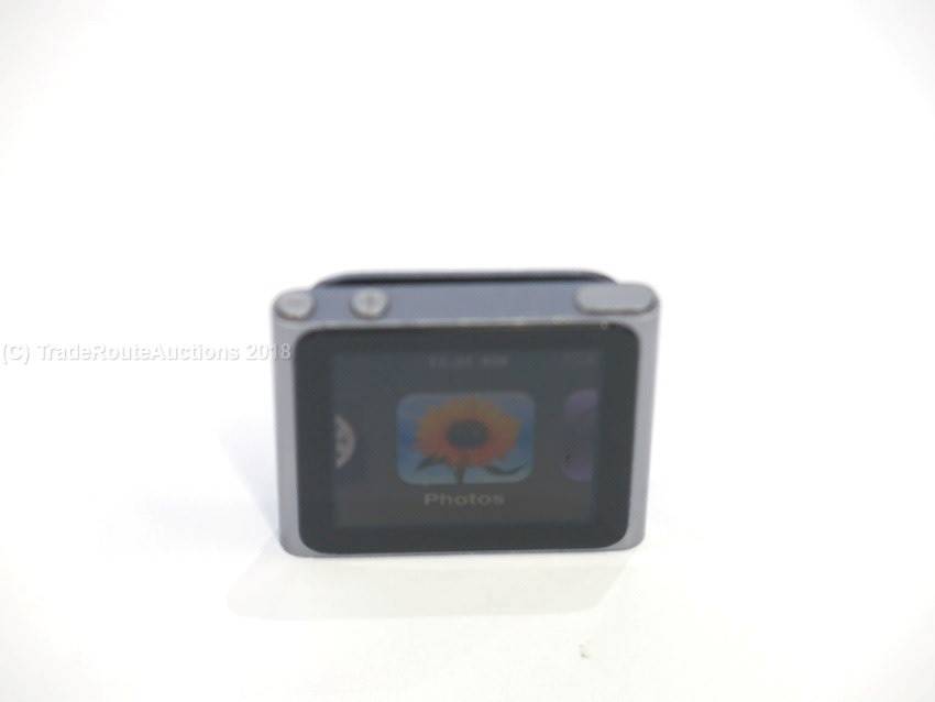 Apple iPod nano 6th Generation (8GB) (Graphite) MC688