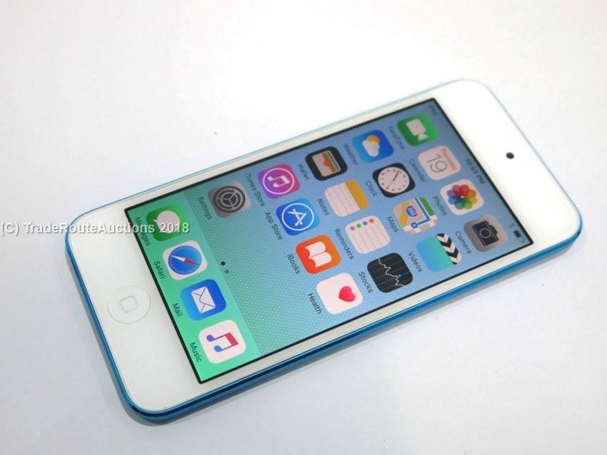 Apple iPod Touch | WHITE/BLUE | 32GB | 5th Generation | A1421 | MD717ZP/A | RETINA DISPLAY