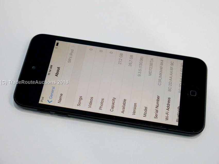Apple iPod Touch | SPACE GREY | 32GB | 5th Generation | A1421 | MD723BT/A | RETINA DISPLAY