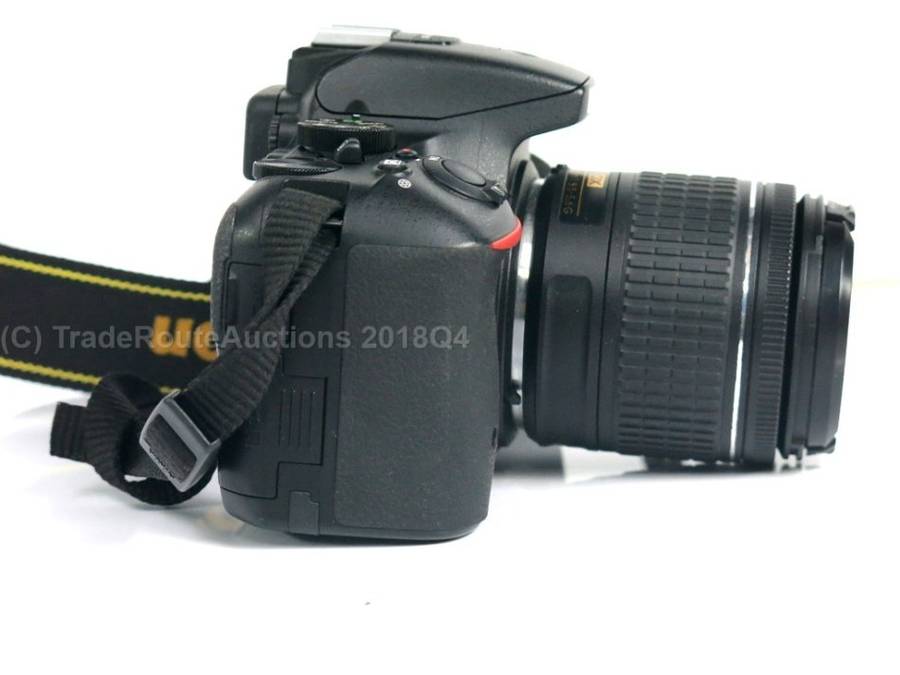 NIKON D5500 DSLR CAMERA BODY plus Nikon AF-P Zoom Nikkor 18-55mm DX Lens Kit