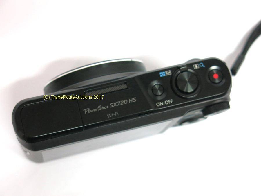 Canon PowerShot SX720 HS 20.3 MP CMOS  Digital Camera with 40x Optical IS Zoom - WIFI