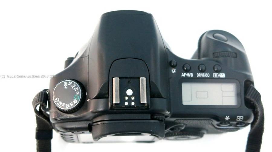 Canon EOS 30D Digital SLR CAMERA BODY ONLY