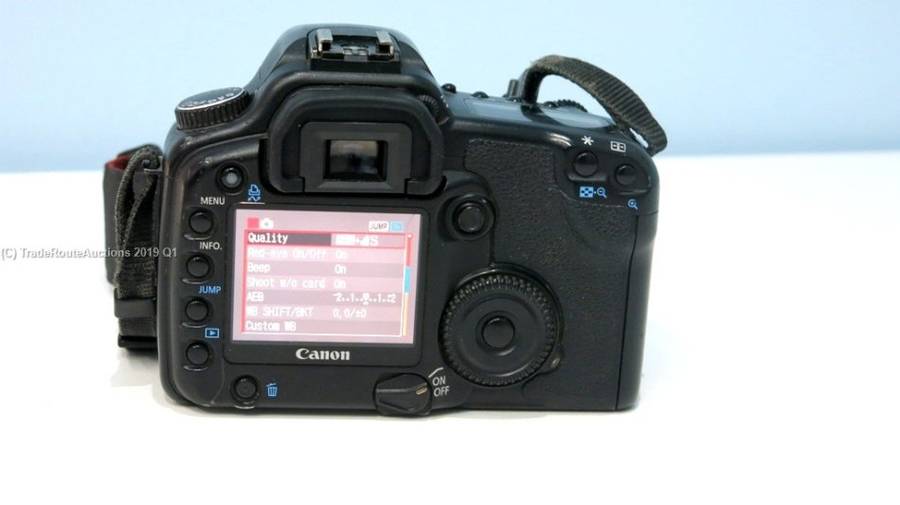 Canon EOS 30D Digital SLR CAMERA BODY ONLY