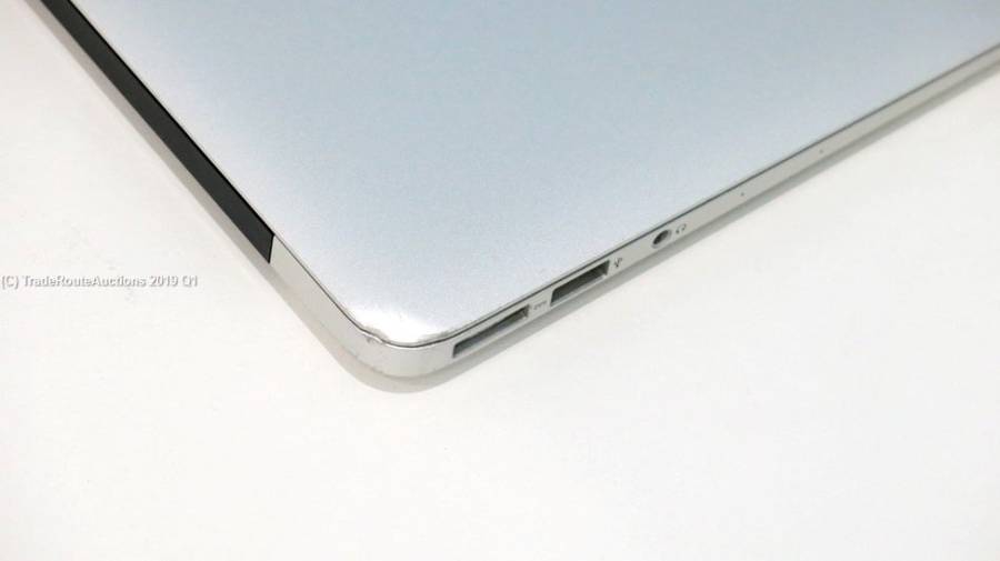 Apple MacBook Air 13.3-inch | Core i5 1.8GHz | 8GB RAM | 128GB SSD MACBOOK AIR 13 INCH 2017 MODEL
