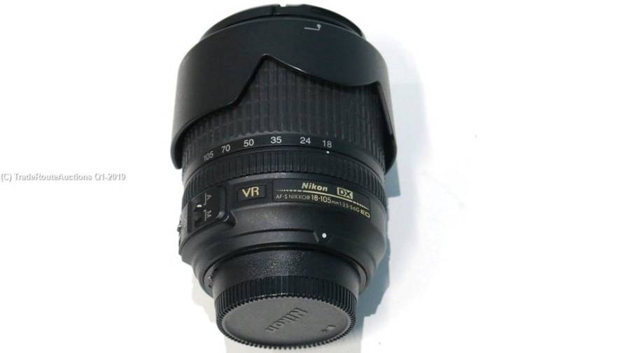 Nikon DX AF-S DX Nikkor 18-105mm VR f/3.5-5.6 Lens for Nikon Digital SLR Cameras