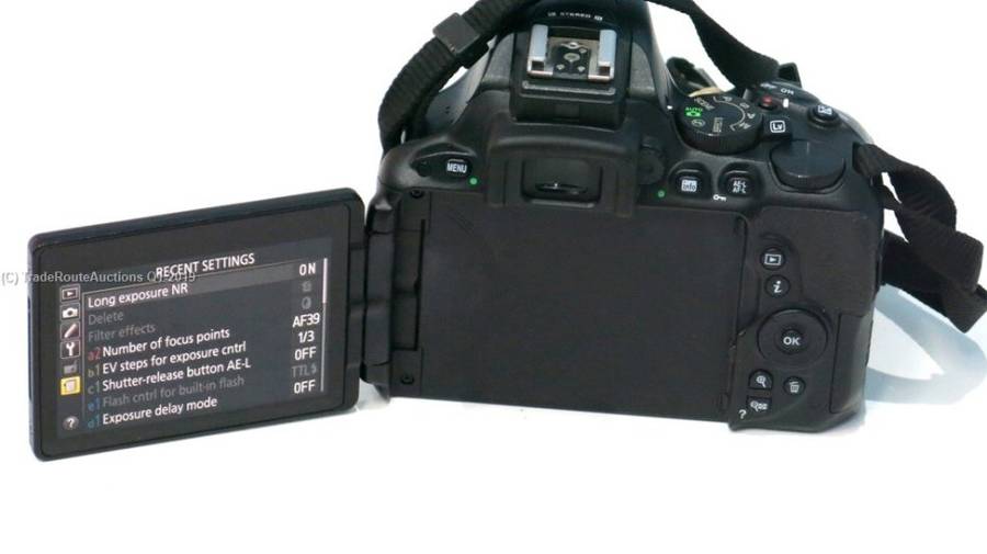 NIKON D5500 DSLR CAMERA BODY