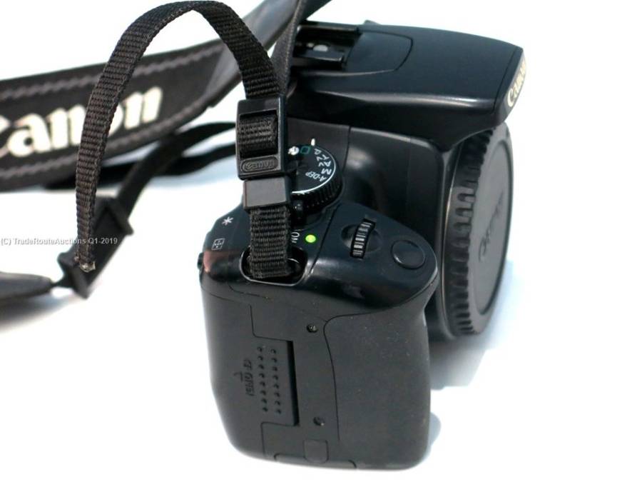 Canon EOS 400D Digital SLR camera 10.1 Megapixels BODY ONLY