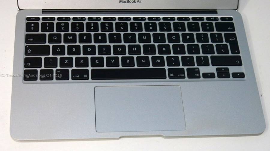MacBook Air 11.6-inch | Core i5 1.3GHz | 4GB DDR3 RAM | 128GB SSD FLASH - Macbook Air MID 2013