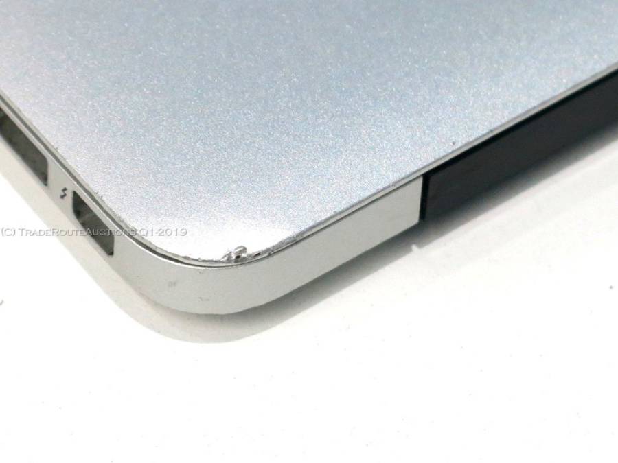 MacBook Air 11.6-inch | Core i5 1.3GHz | 4GB DDR3 RAM | 128GB SSD FLASH - Macbook Air MID 2013