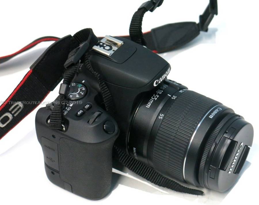 Canon EOS 200D DSLR Camera - 24.2MP - DIGIC 7 - with Canon 18-55 III Lens kit