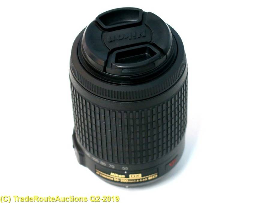 Nikon AF-S NIKKOR 55-200mm VR [ VIBRATION REDUCTION ] LENS