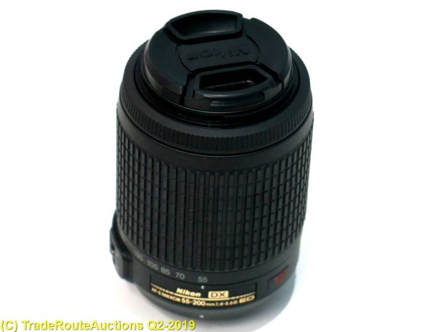 Nikon AF-S NIKKOR 55-200mm VR [ VIBRATION REDUCTION ] LENS