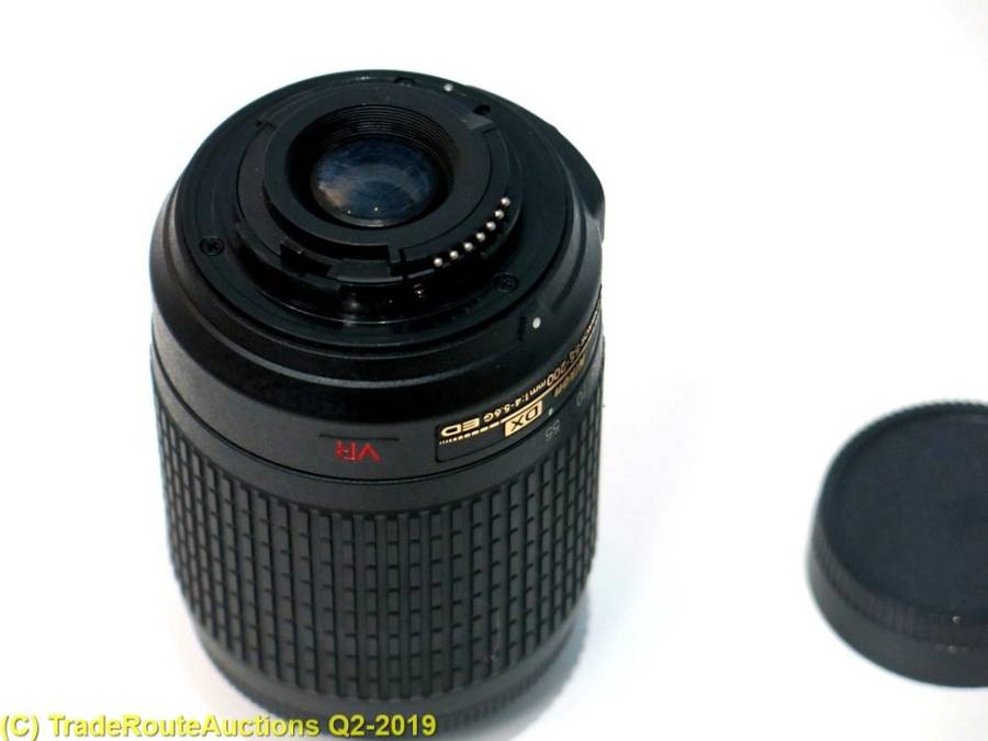 Nikon AF-S NIKKOR 55-200mm VR [ VIBRATION REDUCTION ] LENS