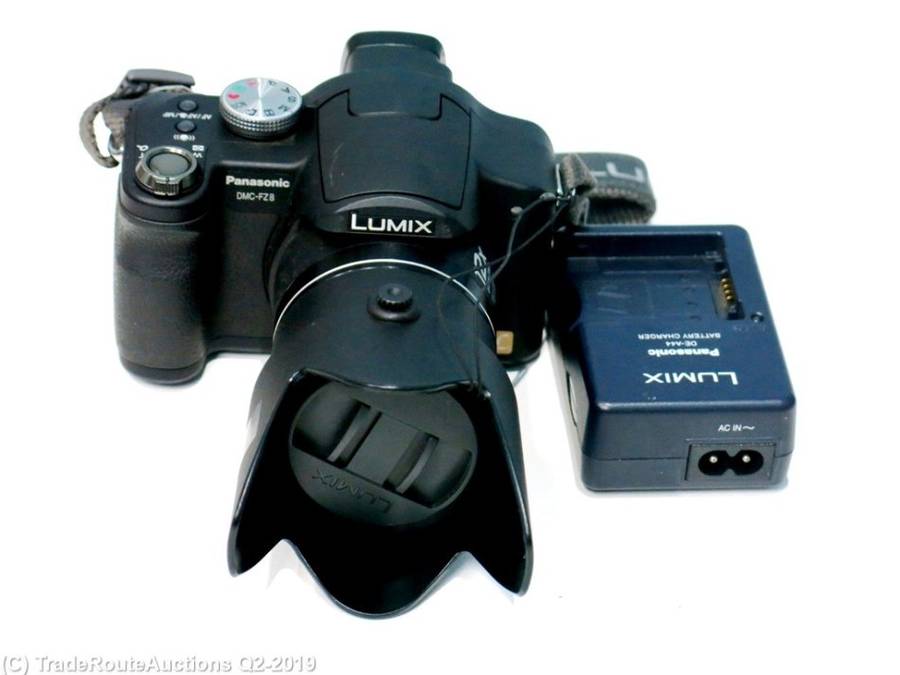 Panasonic Lumix DMC-FZ8K 7.2MP Digital Camera with (Leica) 12x Optical Image Stabilized Zoom
