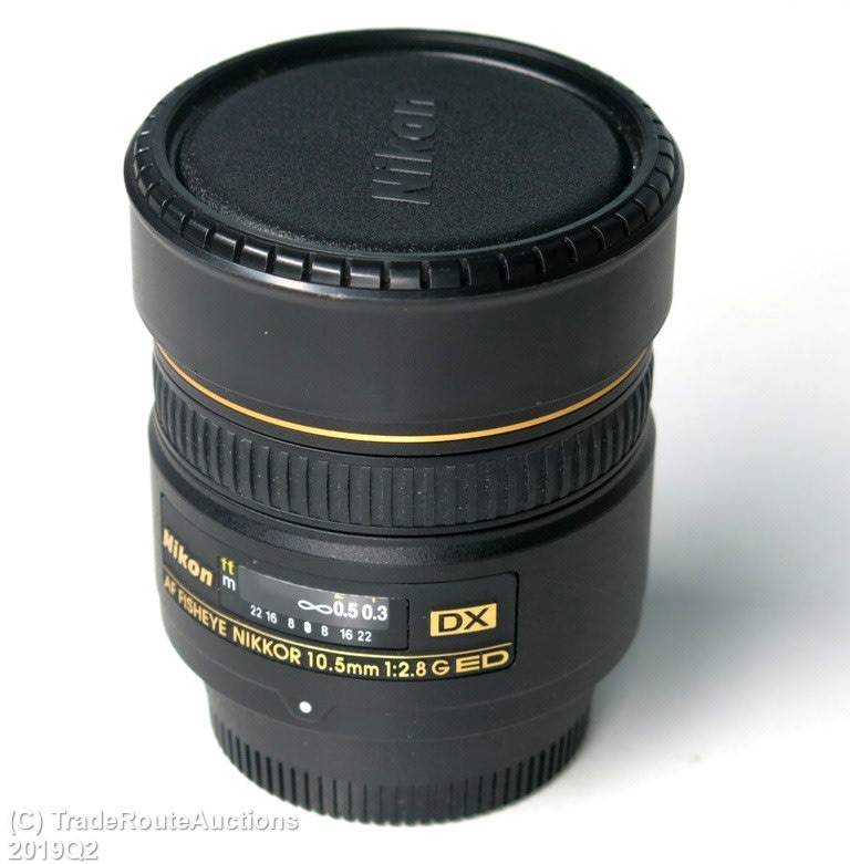 Nikon AF 10.5mm f/2.8G ED DX Fisheye Nikkor Lens for Nikon DSLR Cameras *** FISH EYE LENS ***