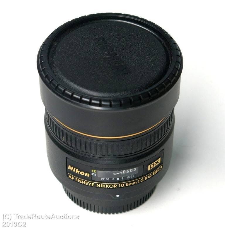 Nikon AF 10.5mm f/2.8G ED DX Fisheye Nikkor Lens for Nikon DSLR Cameras *** FISH EYE LENS ***